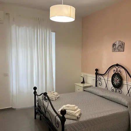 Donatella Fondachello (Messina)